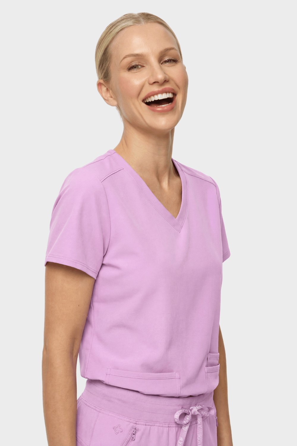MedCouture Trīs kabatas V veida kakla tunika - Image 10